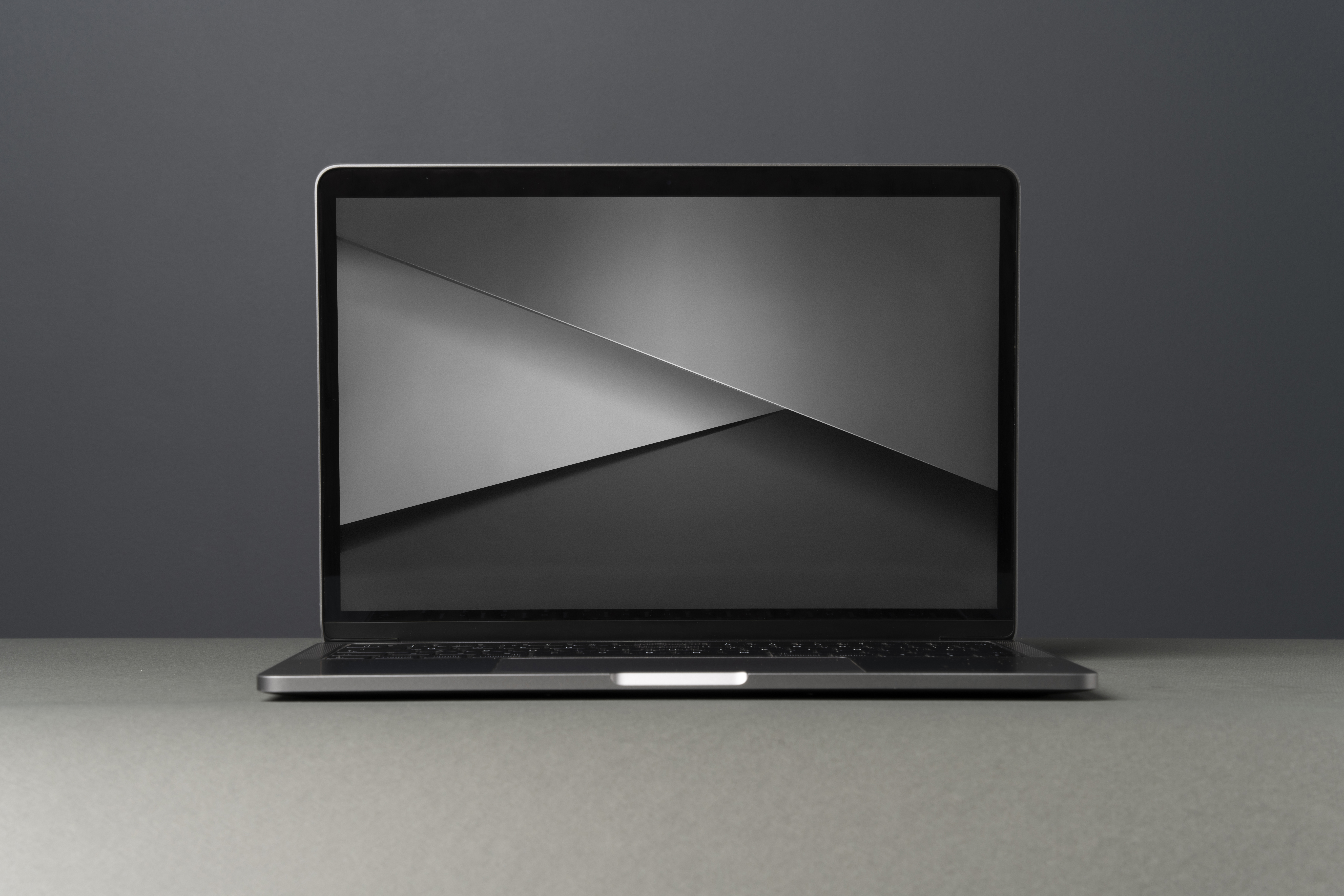 MACBOOK PRO A2141